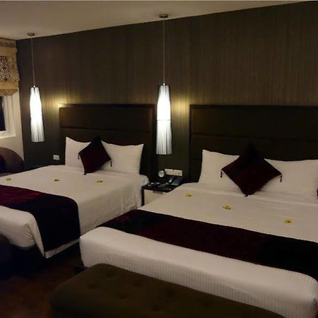 Hotel Orchid Kochi Eksteriør billede